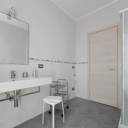 Il Girasole Apartment Castiglione Falletto